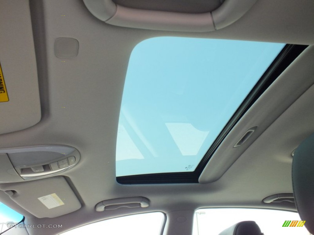 2012 Hyundai Genesis 5.0 R Spec Sedan Sunroof Photo #64409116