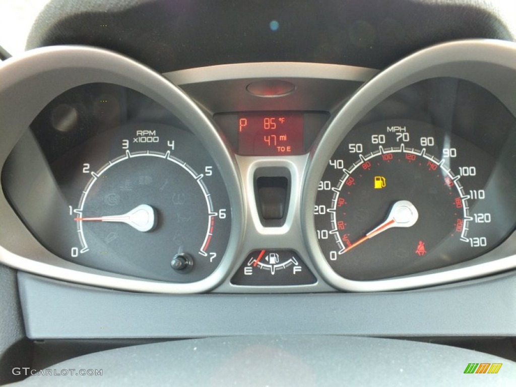 2012 Ford Fiesta SE Sedan Gauges Photo #64409572