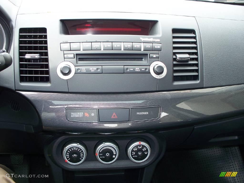 2009 Lancer GTS - Wicked White Satin / Black photo #12