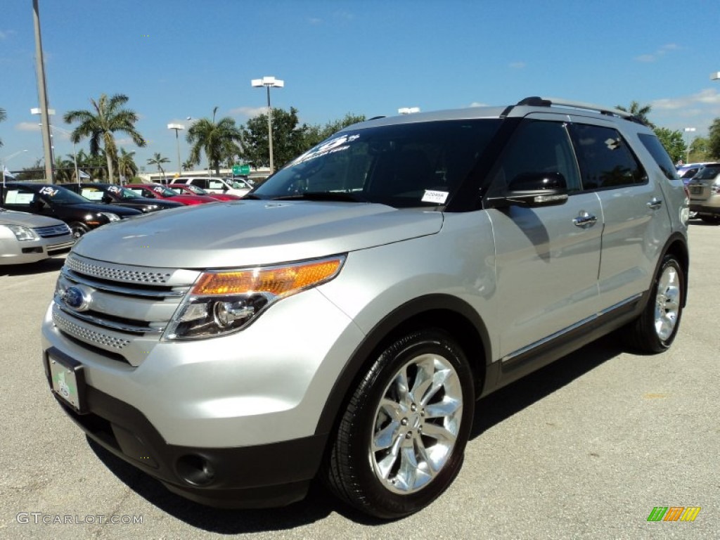 2012 Explorer XLT - Ingot Silver Metallic / Charcoal Black photo #13