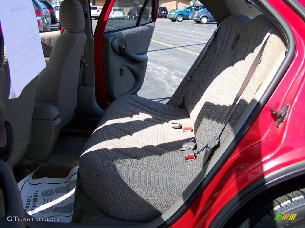 2000 Sunfire SE Sedan - Bright Red / Taupe photo #8