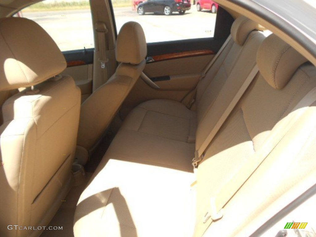 2011 Aveo LT Sedan - Summit White / Neutral photo #4