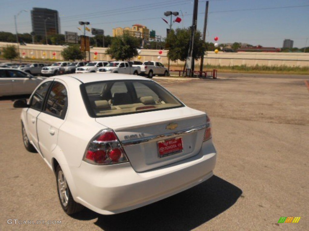 2011 Aveo LT Sedan - Summit White / Neutral photo #13