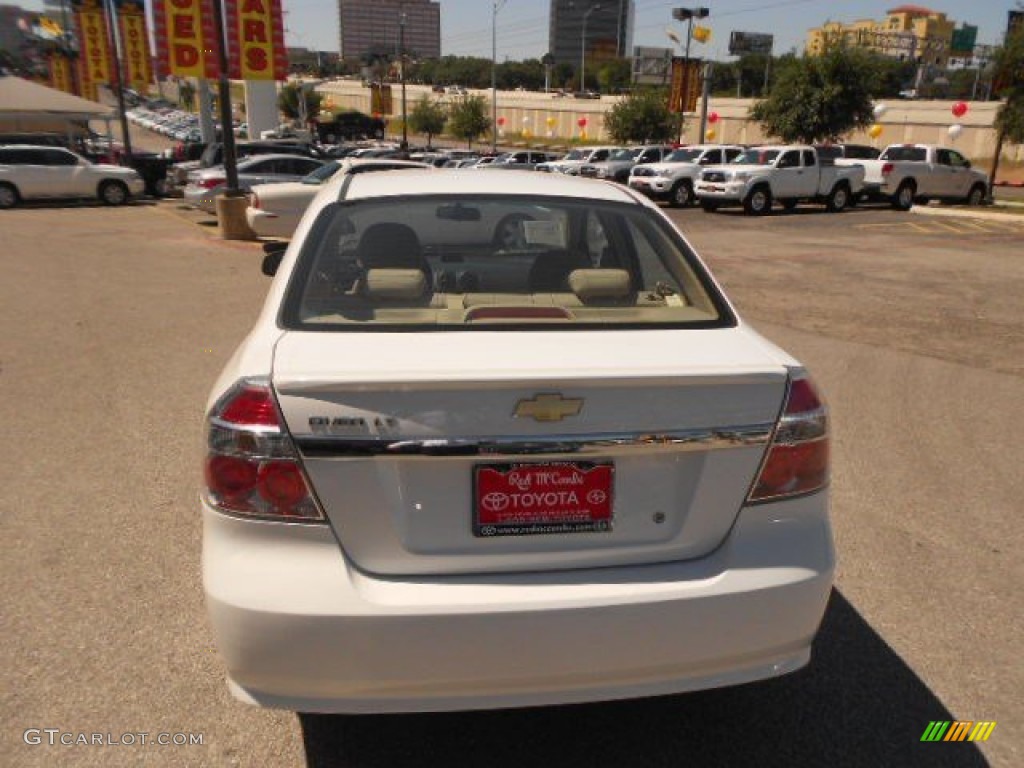 2011 Aveo LT Sedan - Summit White / Neutral photo #15