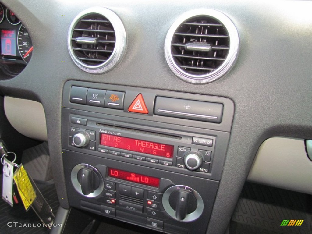 2006 A3 2.0T - Arctic White / Light Grey photo #17