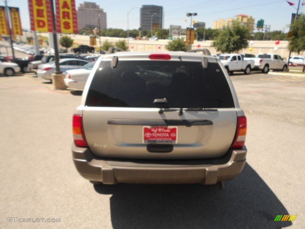 2004 Grand Cherokee Laredo - Light Pewter Metallic / Dark Slate Gray photo #12