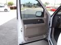 2009 Oxford White Ford Expedition XLT  photo #16