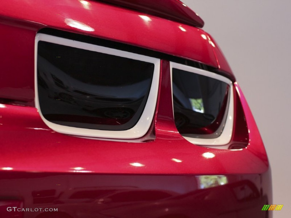 2010 Camaro SS/RS Coupe - Victory Red / Black photo #47