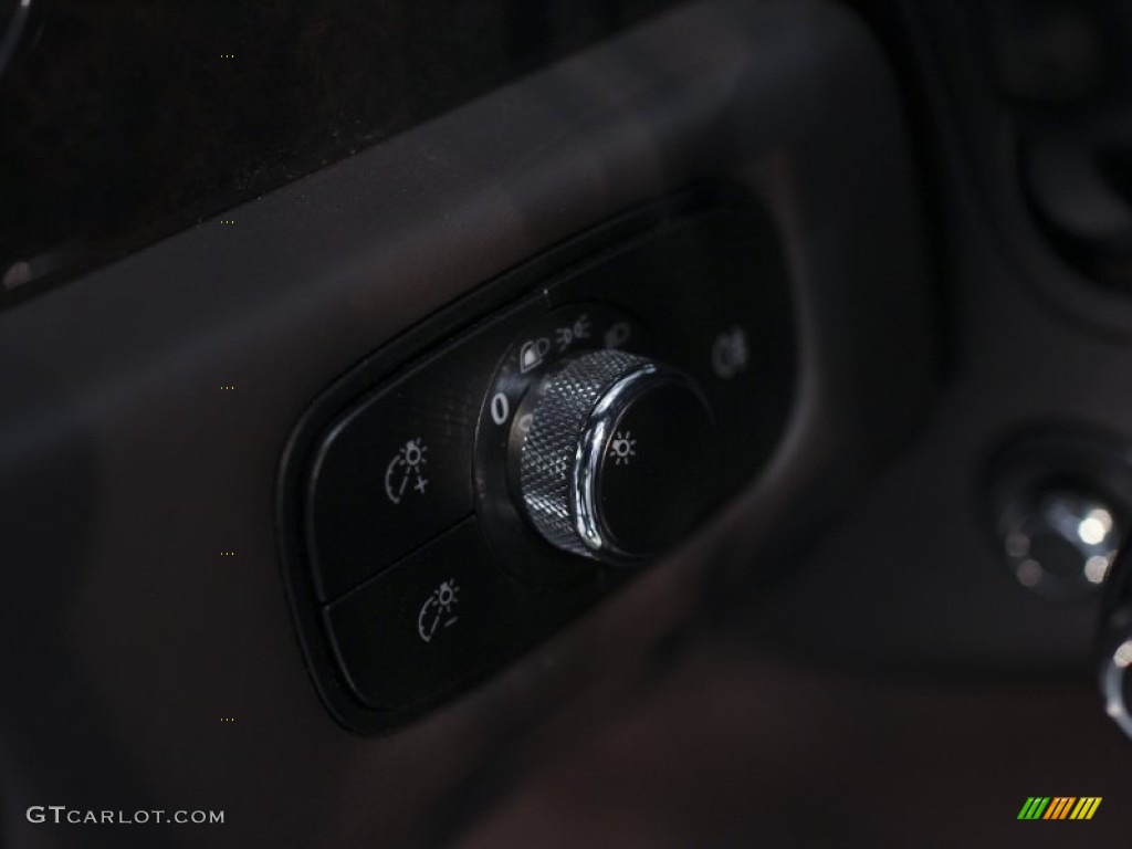 2009 Continental Flying Spur Mulliner - Glacier White / Burnt Oak photo #112