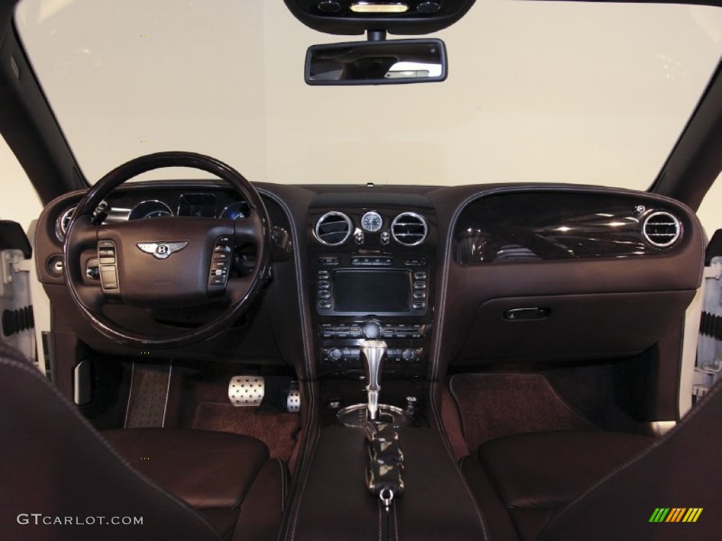 2009 Continental Flying Spur Mulliner - Glacier White / Burnt Oak photo #119