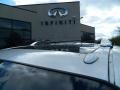 Silver Indulgence - QX 56 4WD Photo No. 19