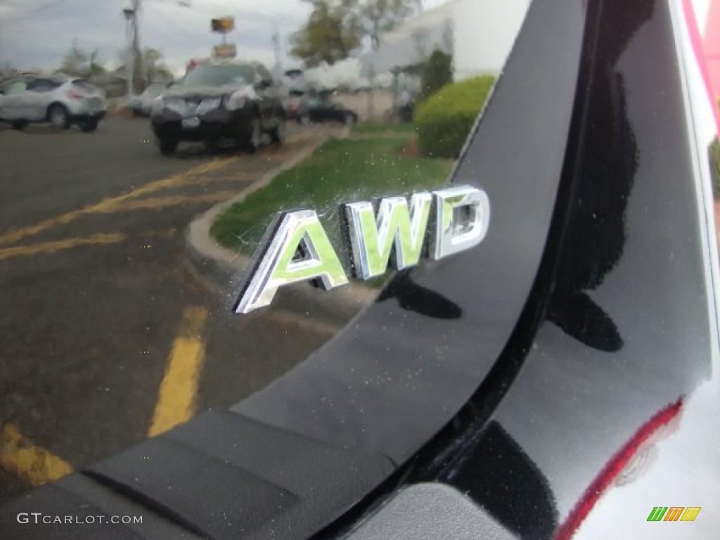 2011 Rogue S AWD - Wicked Black / Black photo #6