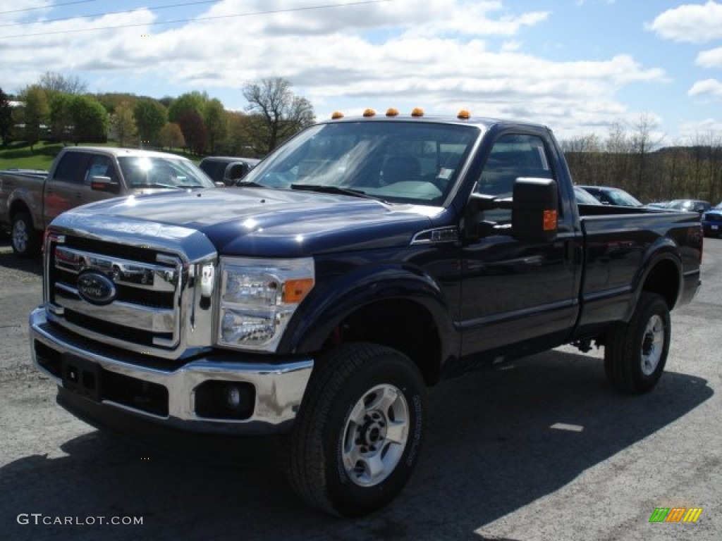 2012 F350 Super Duty XLT Regular Cab 4x4 - Dark Blue Pearl Metallic / Steel photo #4