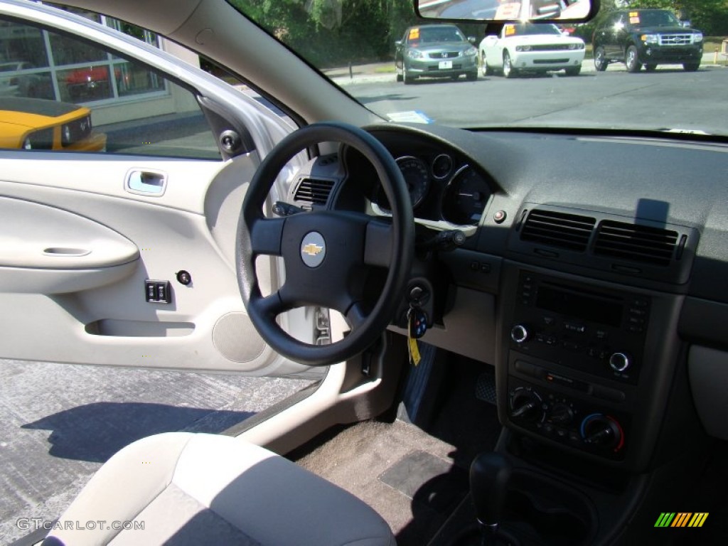 2006 Cobalt LS Coupe - Ultra Silver Metallic / Gray photo #13