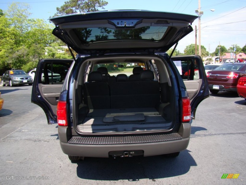 2003 Explorer XLS 4x4 - True Blue Metallic / Graphite Grey photo #11