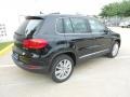 Deep Black Metallic - Tiguan SE Photo No. 7