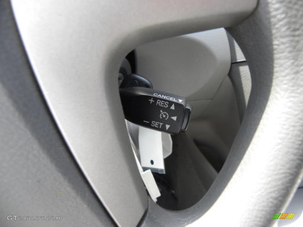 2010 Camry LE - Classic Silver Metallic / Ash Gray photo #21