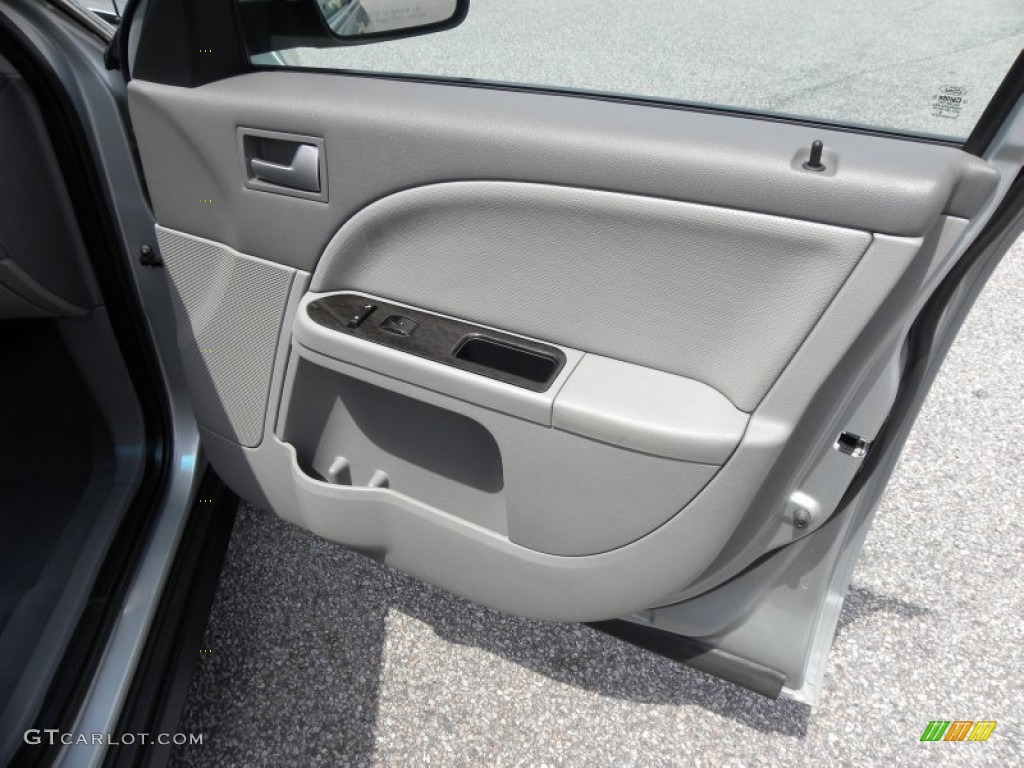 2007 Mercury Montego Premier Shale Door Panel Photo #64439106