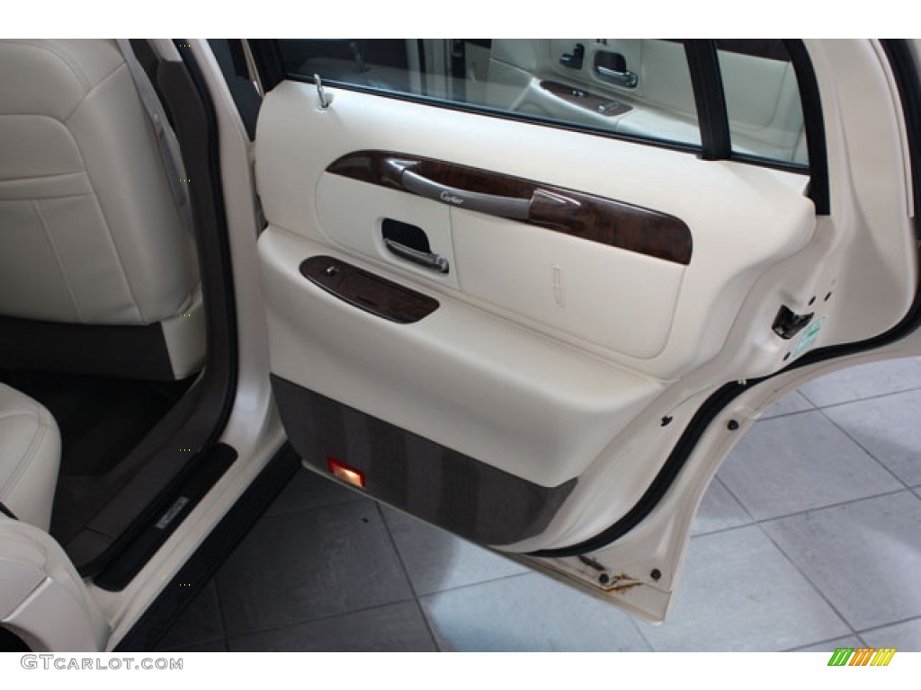 1998 Lincoln Town Car Cartier Light Parchment Door Panel Photo #64441935