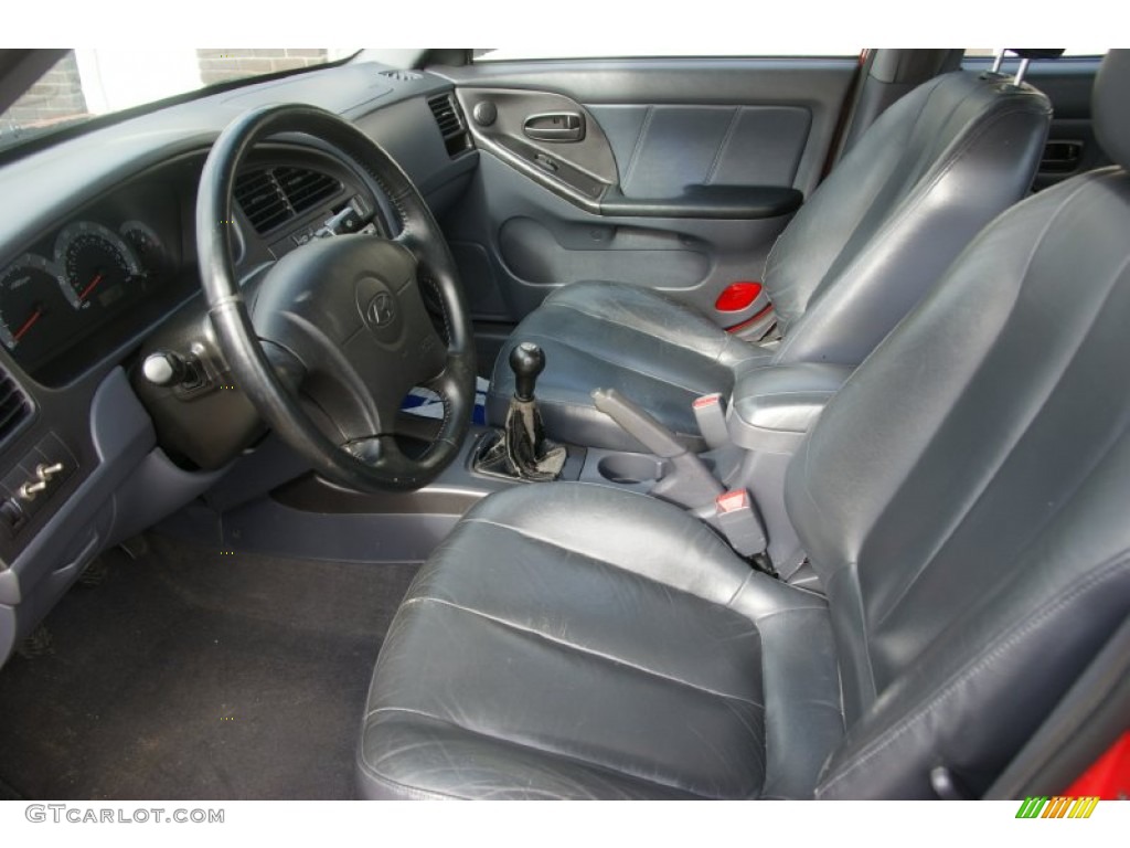 Gray Interior 2001 Hyundai Elantra GT Photo #64445457