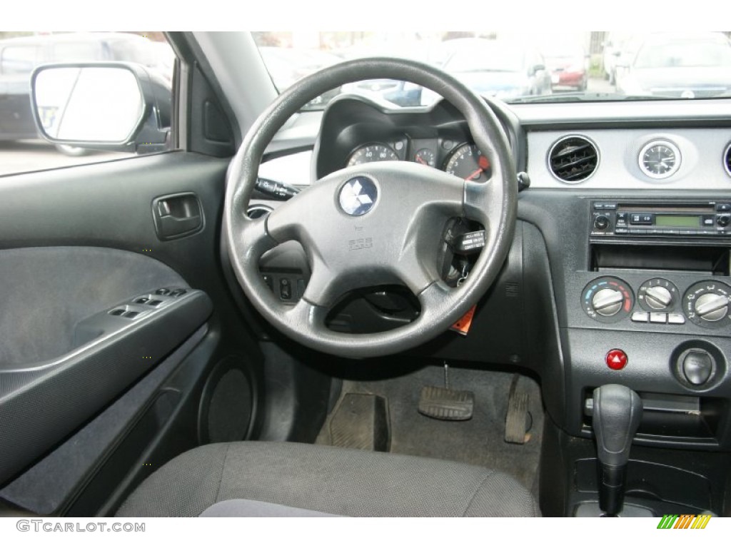 2003 Outlander LS - Urban Gray Pearl / Charcoal photo #14