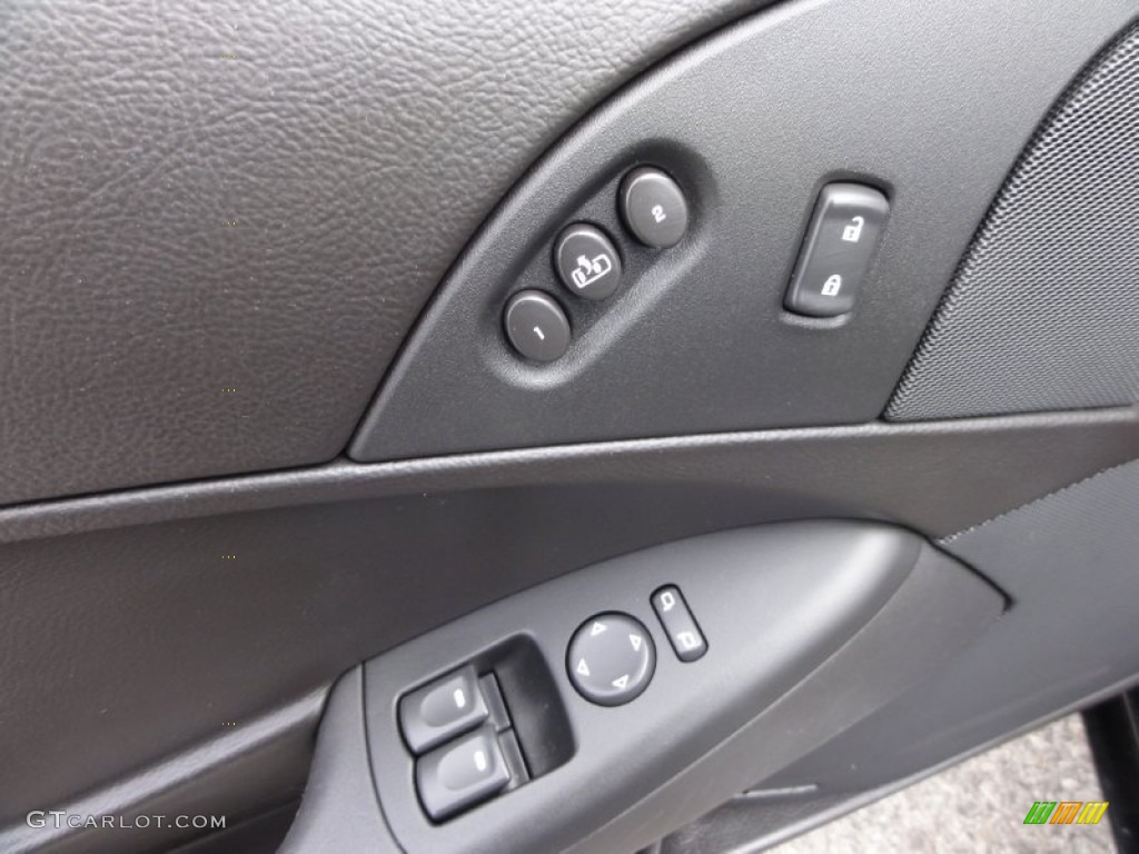 2007 Chevrolet Corvette Convertible Controls Photo #64449405
