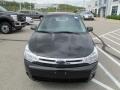 Black - Focus SE Sedan Photo No. 4