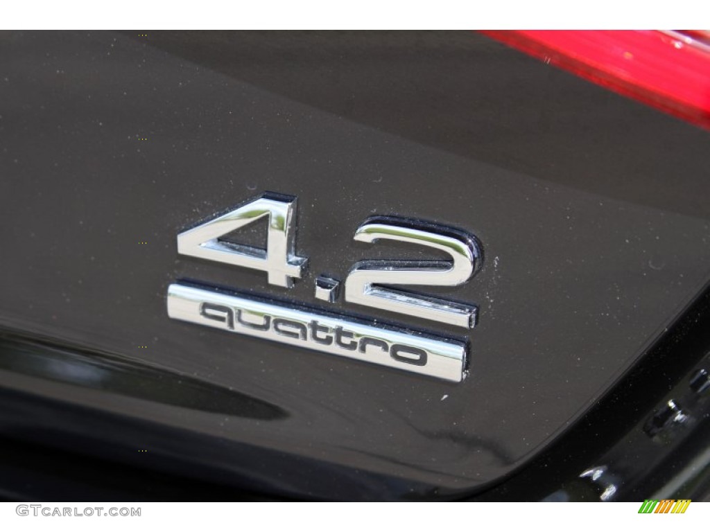 2012 Audi A8 4.2 quattro Marks and Logos Photos