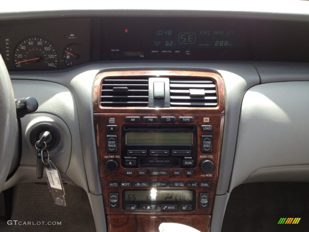 2004 Avalon XLS - Lunar Mist Metallic / Stone photo #30