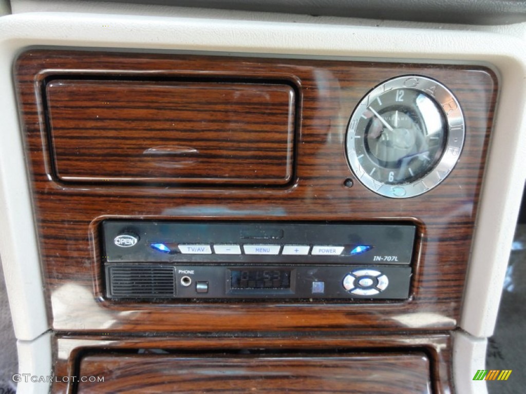 2003 Escalade AWD - Green Envy / Shale photo #37