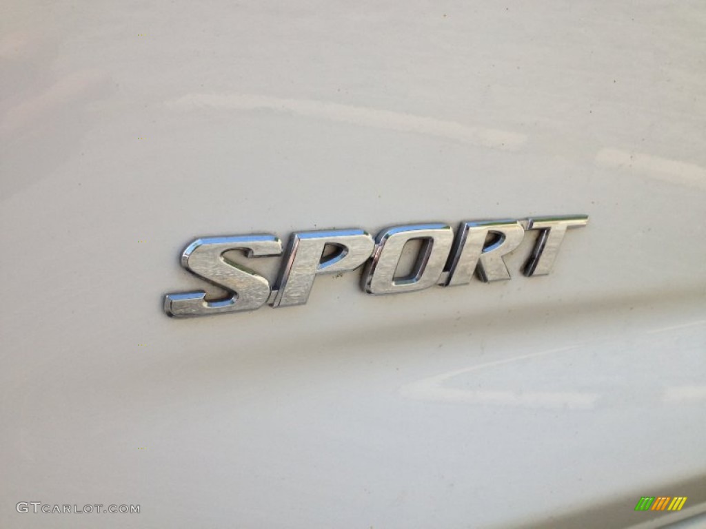 2010 RAV4 Sport 4WD - Super White / Dark Charcoal photo #10