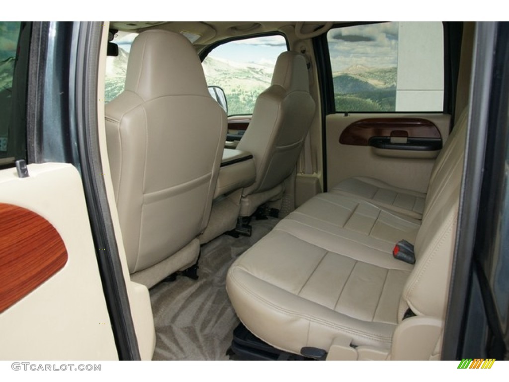 2006 F350 Super Duty Lariat FX4 Crew Cab 4x4 - Dark Green Satin Metallic / Tan photo #17