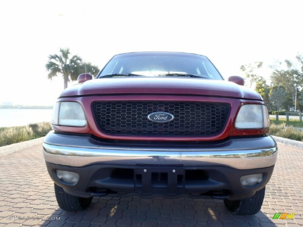 2002 F150 Lariat SuperCrew 4x4 - Toreador Red Metallic / Medium Parchment photo #11