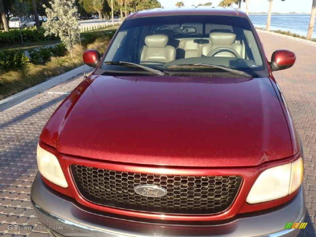 2002 F150 Lariat SuperCrew 4x4 - Toreador Red Metallic / Medium Parchment photo #13