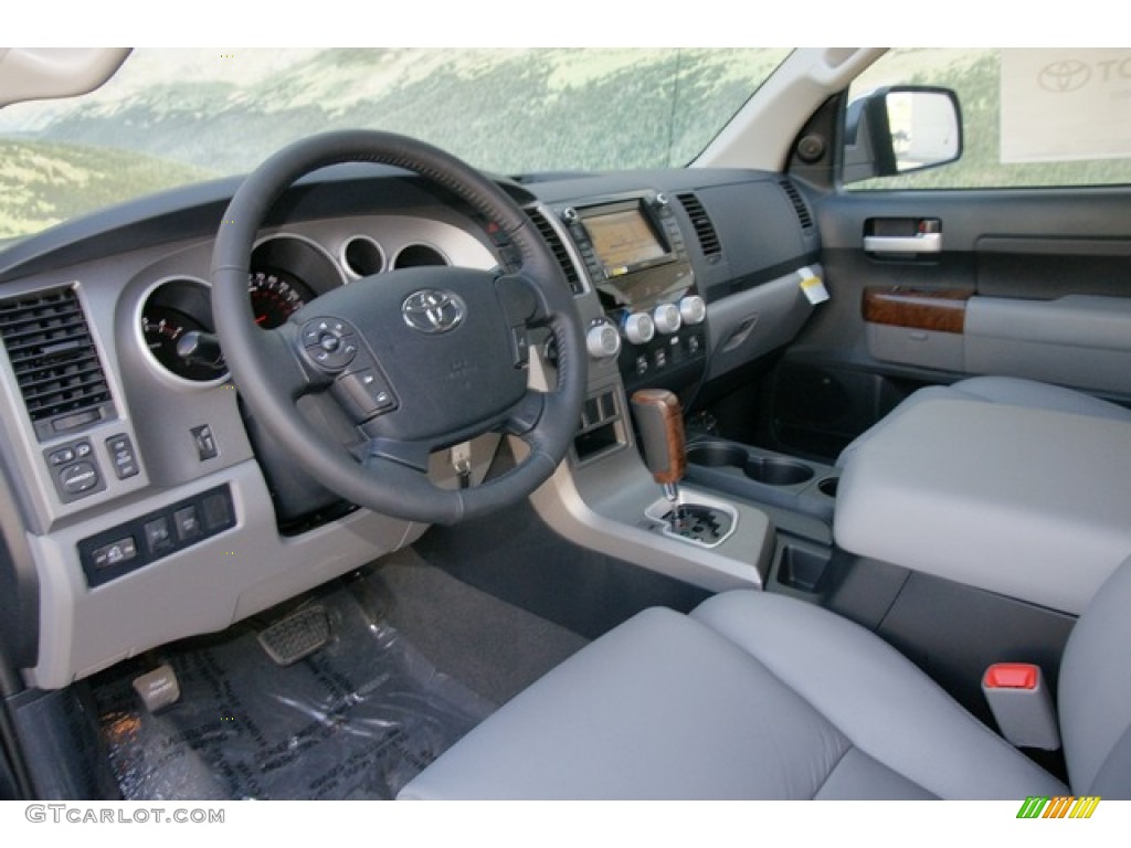 2012 Tundra Limited CrewMax 4x4 - Black / Graphite photo #4