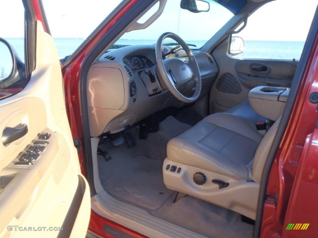 2002 F150 Lariat SuperCrew 4x4 - Toreador Red Metallic / Medium Parchment photo #39