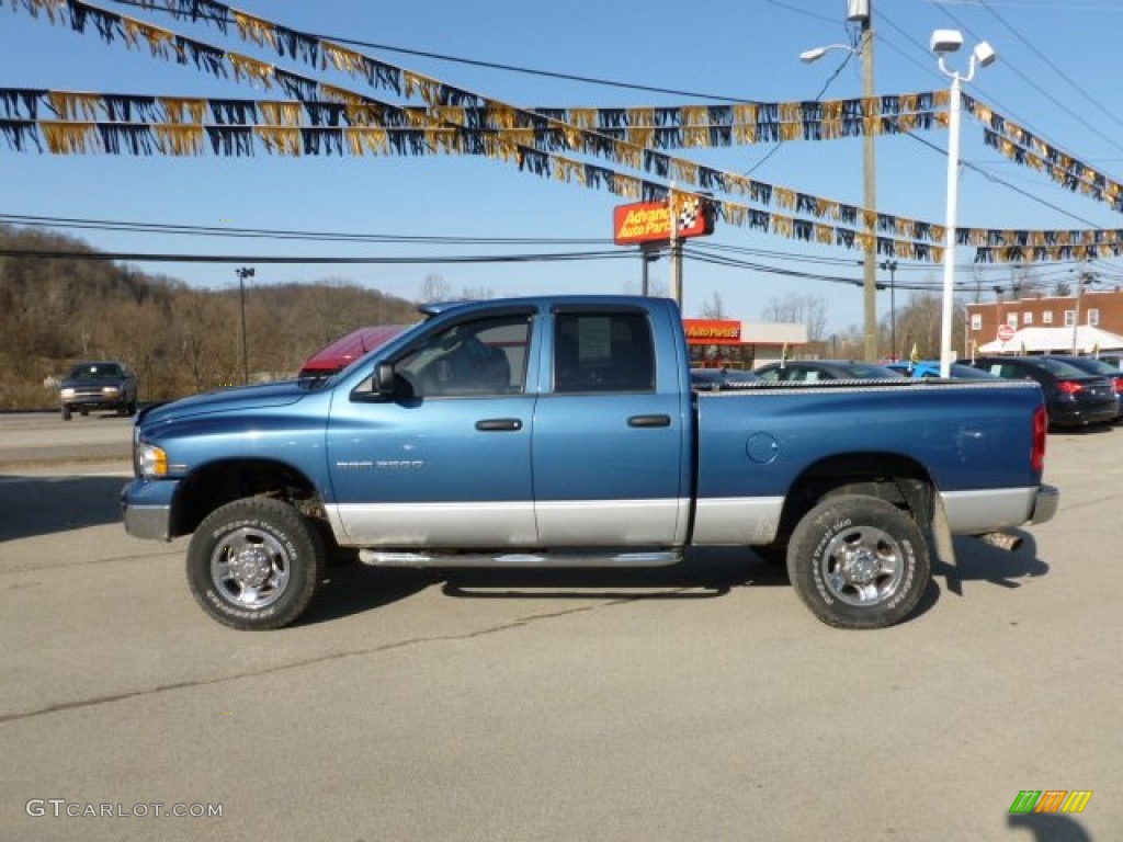 2004 Ram 2500 SLT Quad Cab 4x4 - Atlantic Blue Pearl / Dark Slate Gray photo #2