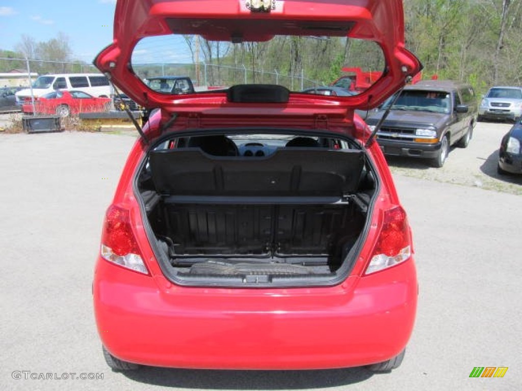 2007 Aveo 5 LS Hatchback - Sport Red / Charcoal Black photo #7