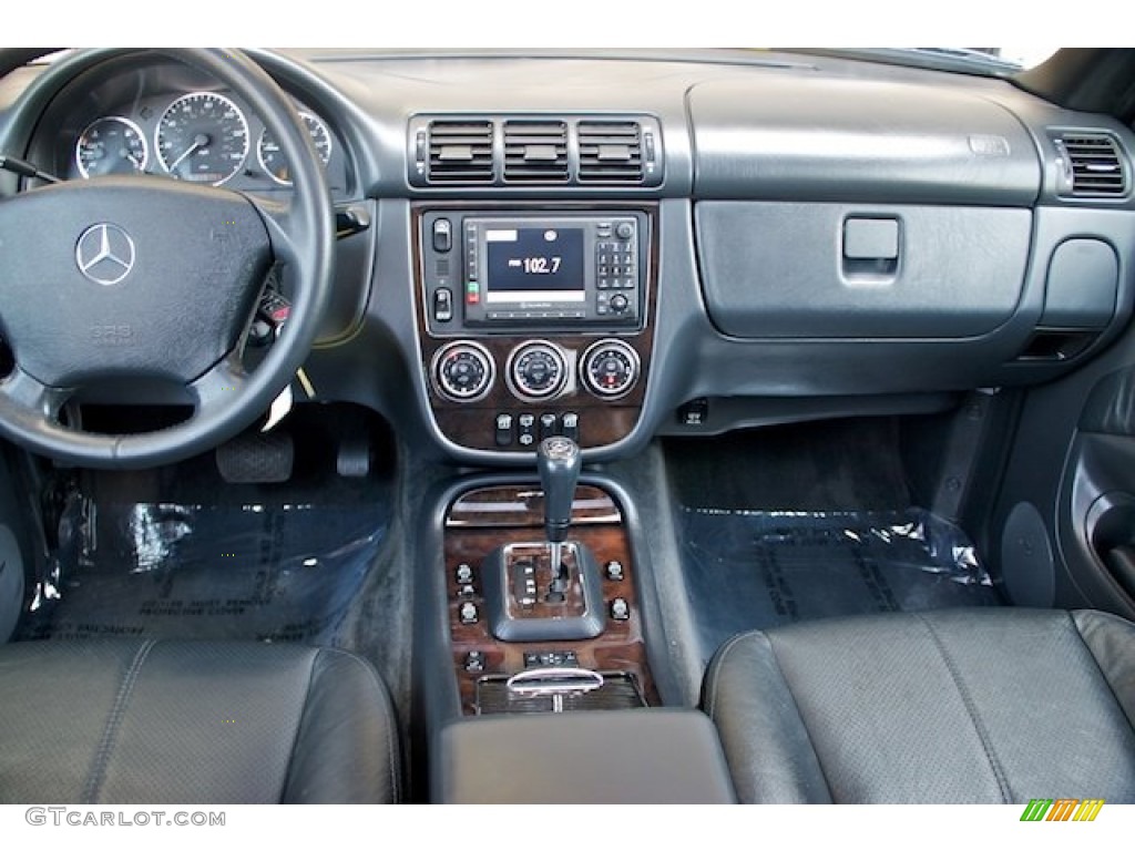 2005 ML 350 4Matic - Black / Charcoal photo #5
