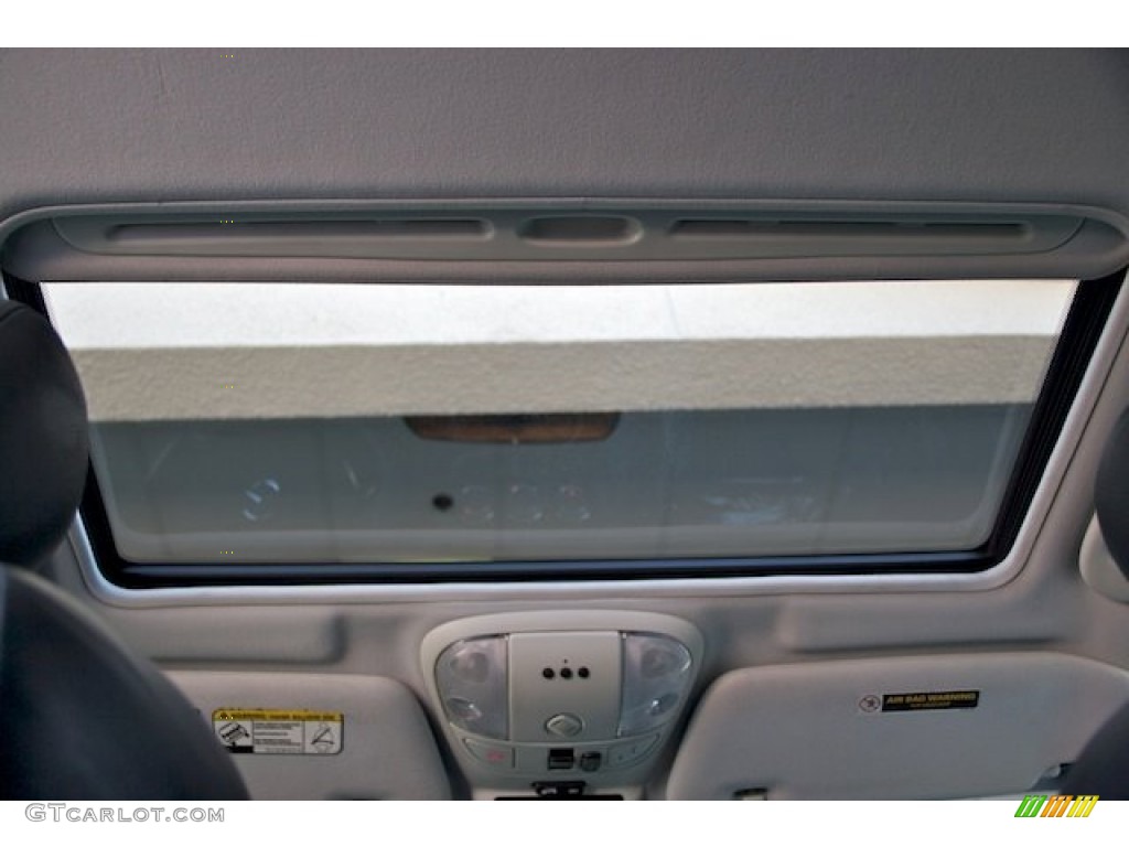 2005 ML 350 4Matic - Black / Charcoal photo #16