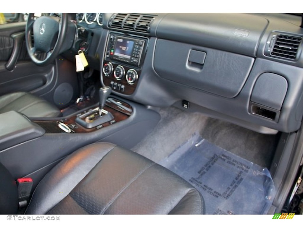 2005 ML 350 4Matic - Black / Charcoal photo #23