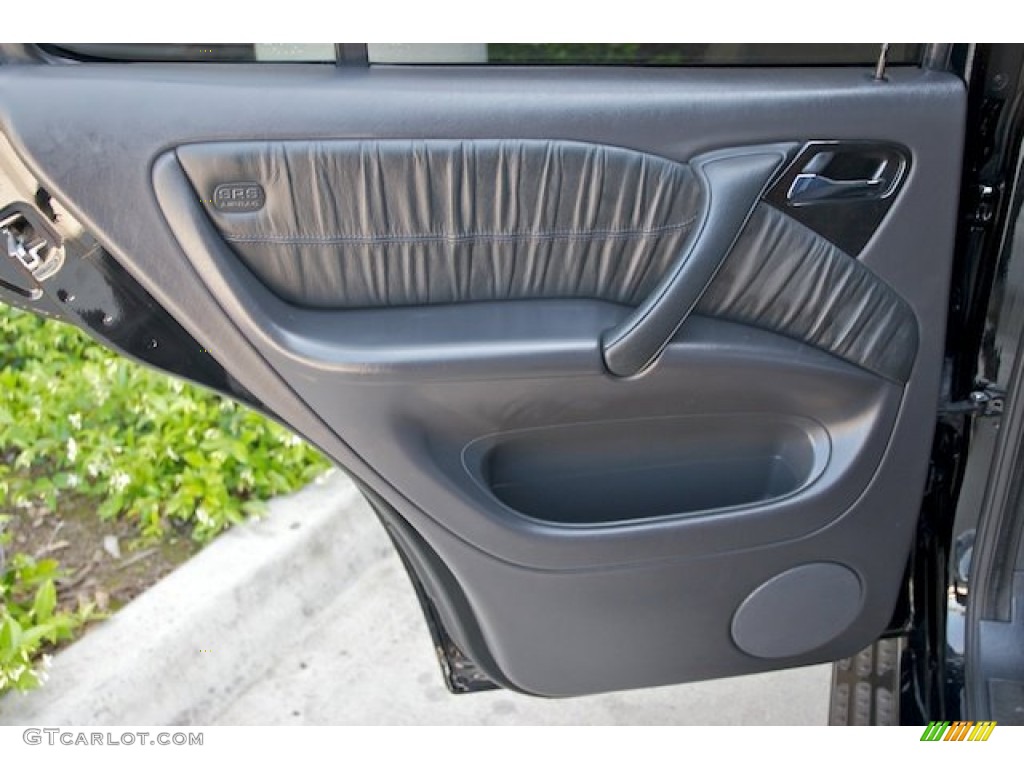 2005 ML 350 4Matic - Black / Charcoal photo #28