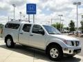 2007 Radiant Silver Nissan Frontier SE Crew Cab 4x4  photo #2