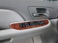 2007 Chevrolet Suburban 1500 LT Controls