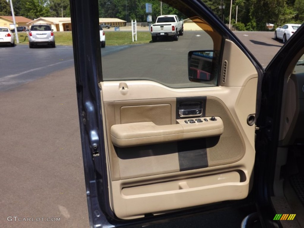 2004 F150 XLT SuperCrew 4x4 - True Blue Metallic / Tan photo #16