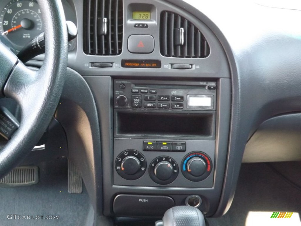 2006 Elantra GLS Sedan - Ebony Black / Gray photo #9