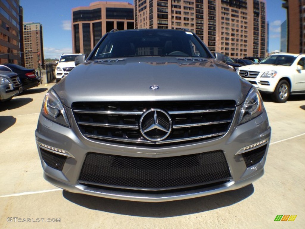 Palladium Silver Metallic 2012 Mercedes-Benz ML 63 AMG 4Matic Exterior Photo #64477168