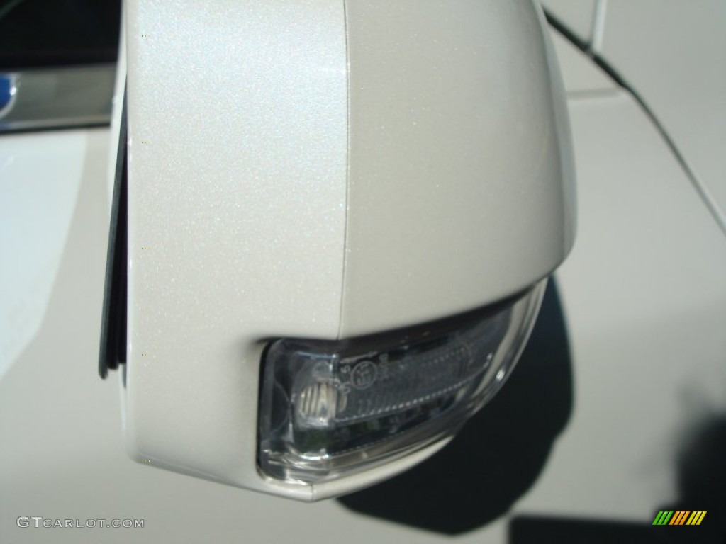 2010 TL 3.7 SH-AWD Technology - White Diamond Pearl / Taupe photo #12