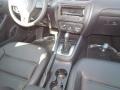 Black - Jetta SE Sedan Photo No. 6