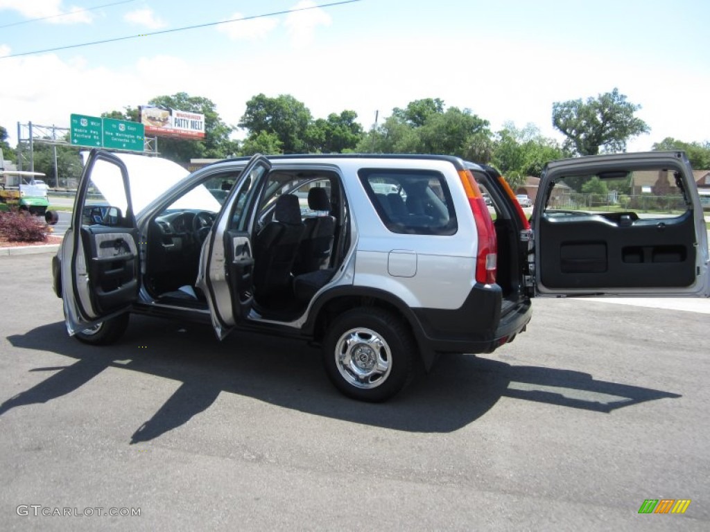 2004 CR-V LX - Satin Silver Metallic / Black photo #23